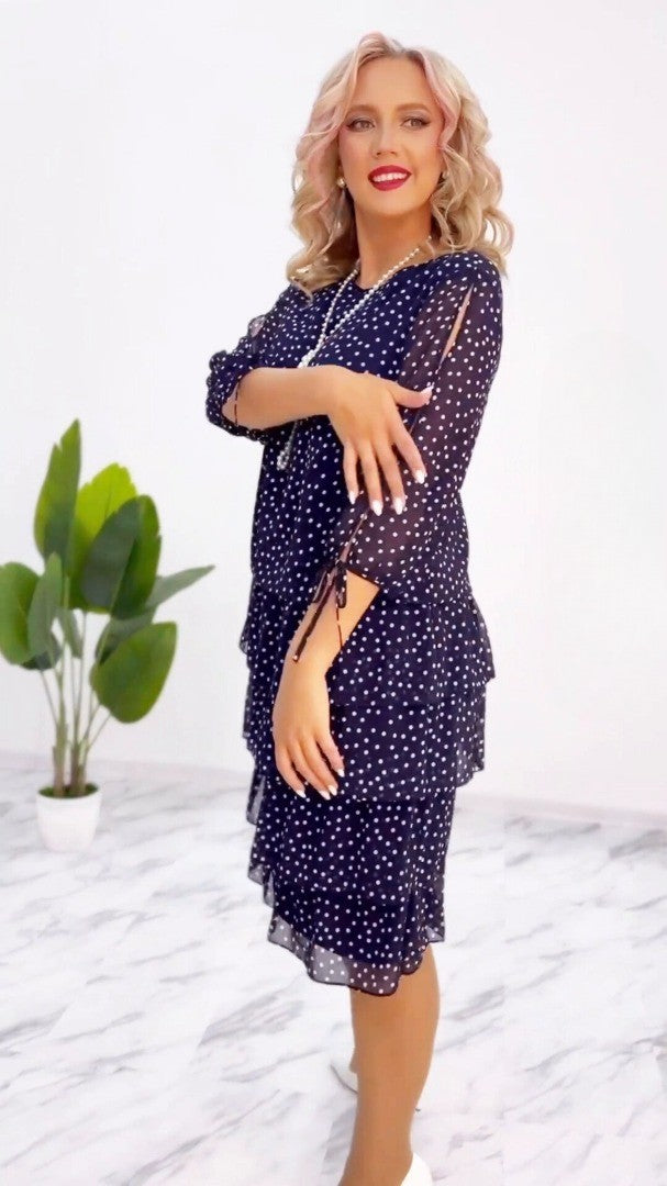 Deborah | Airy dress with polka dot print and pleated skirt