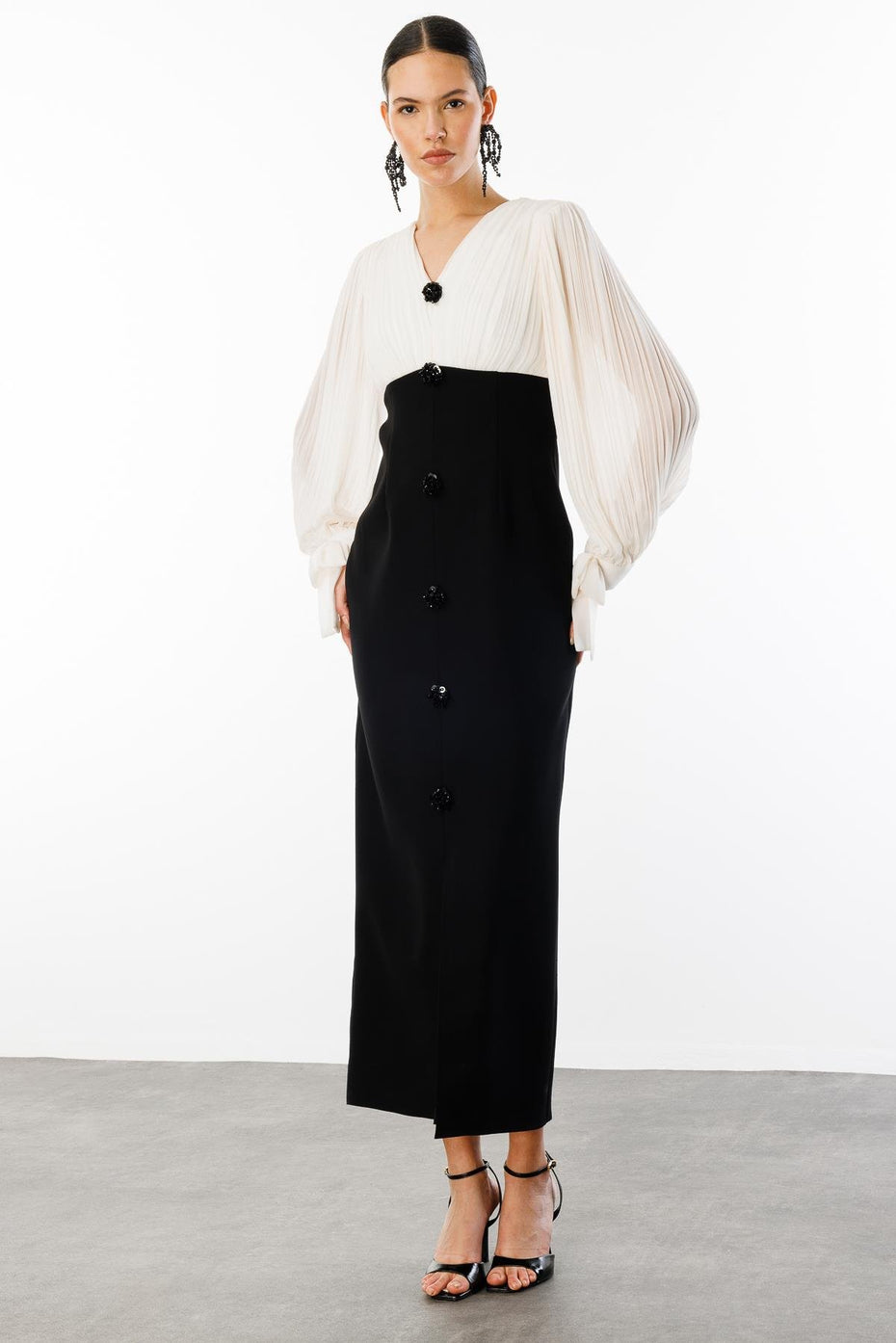 Noira Two-Tone Pleats Midi Dress