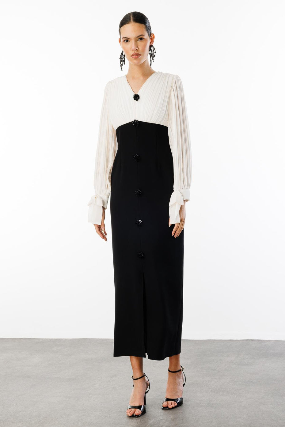 Noira Two-Tone Pleats Midi Dress